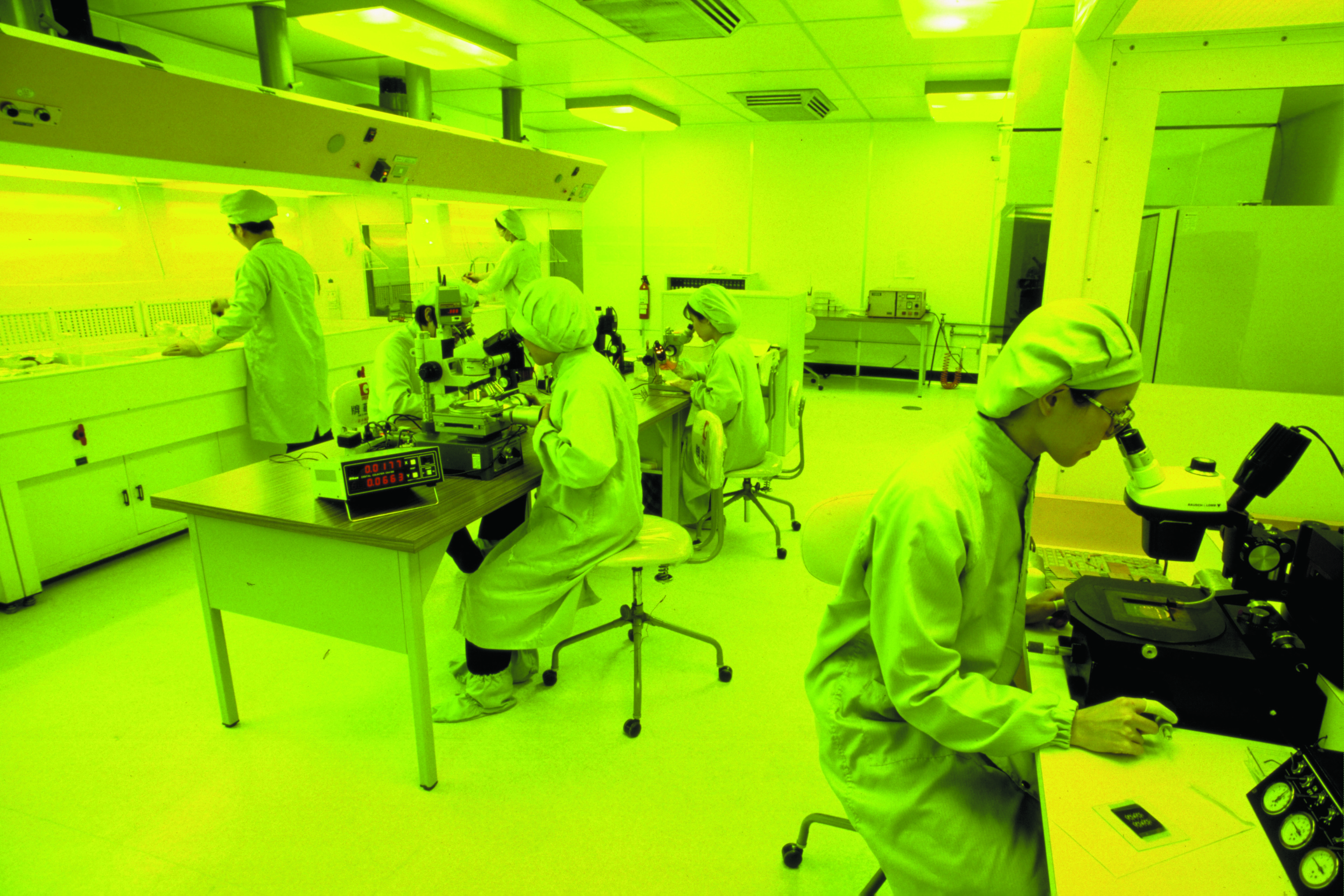 企業研發實驗室